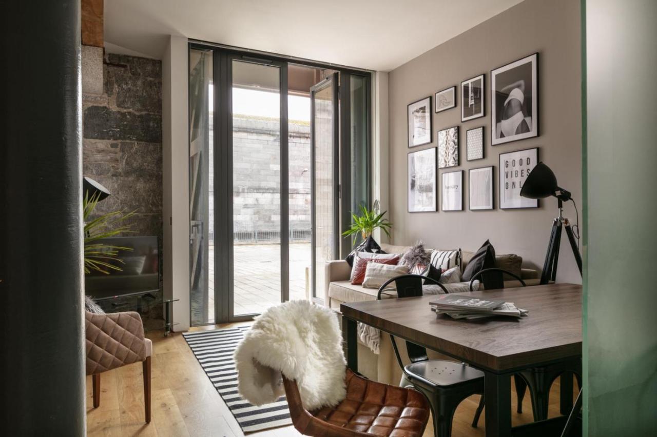 Two-Bedroom Apartment At Royal William Yard, Plymouth Esterno foto
