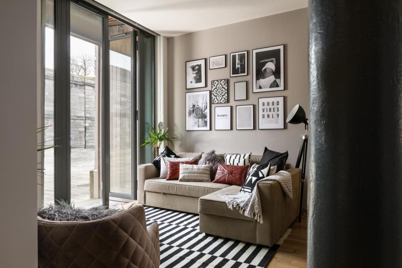 Two-Bedroom Apartment At Royal William Yard, Plymouth Esterno foto