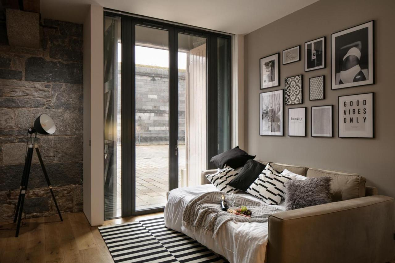 Two-Bedroom Apartment At Royal William Yard, Plymouth Esterno foto